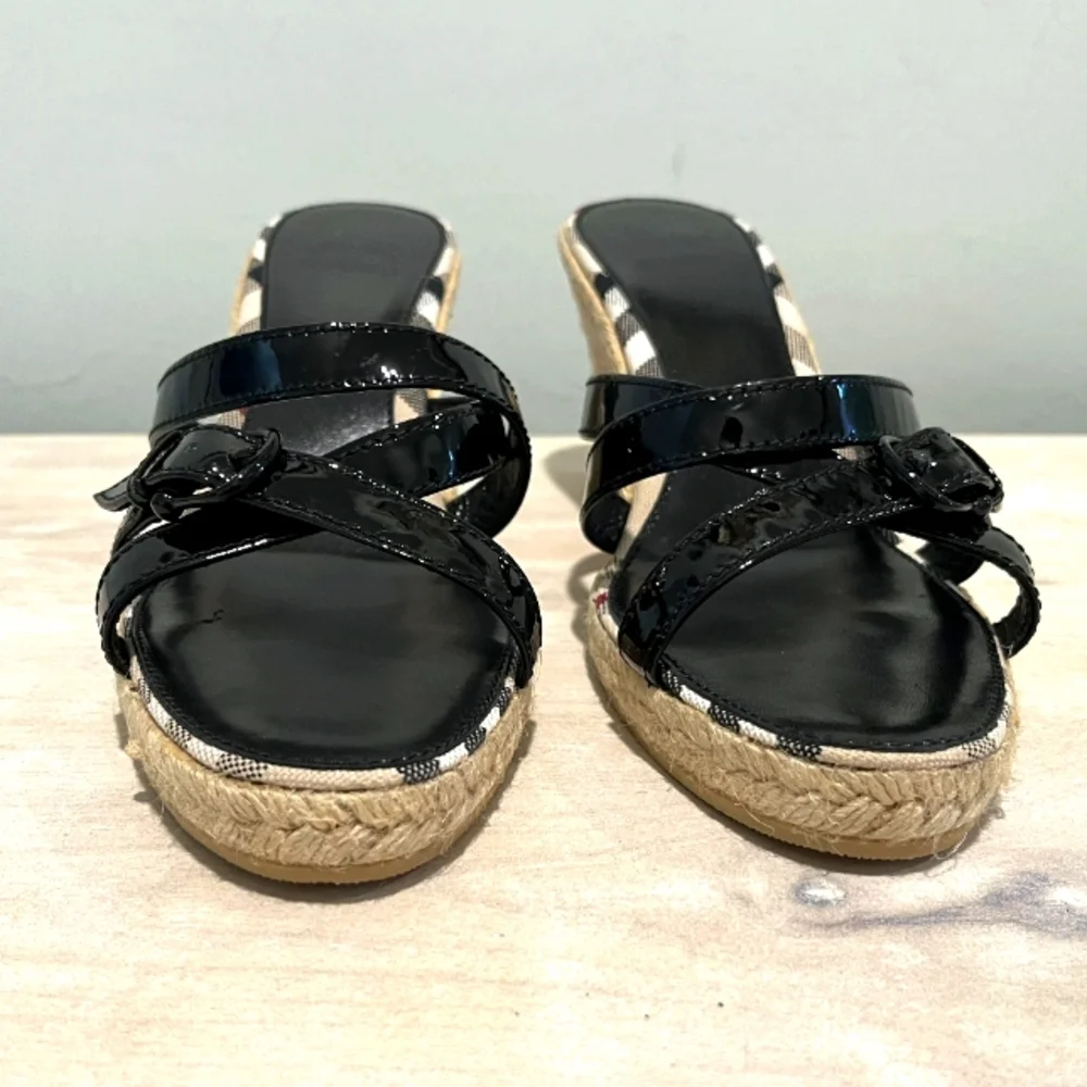 Burberry Black Patent Leather & Nova Check Espadrille Wedge Sandals Sz 4… NWOB - Picture 2 of 15